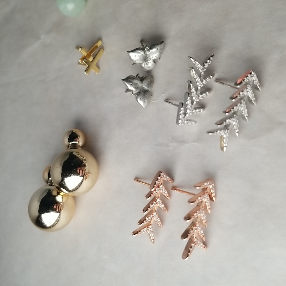 Stud Earring Collection - Picture 4 of 10